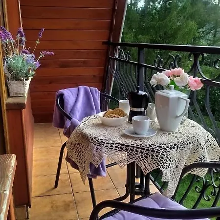 Quarto em Acomodações Particulares Widokowa Apartamenty&pokoje Z Widokiem Na Góry Szczawnica