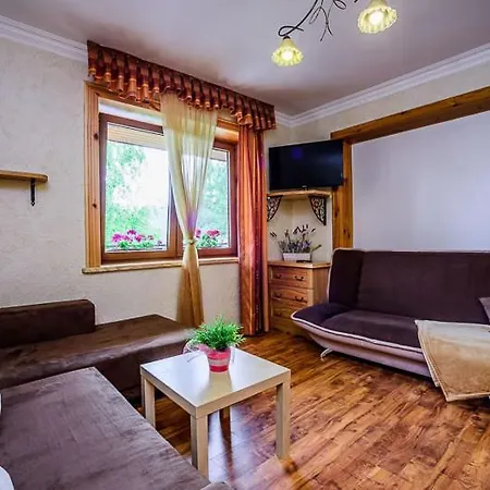 Habitación en casa particular Widokowa Apartamenty&pokoje Z Widokiem Na Góry Szczawnica